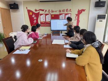 20250617 【生活燕幼·教研组动态】以研促教，以教启思——燕子矶幼儿园社会教研组系列活动_html_782d23a1.jpg