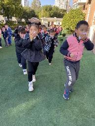祥和园消防应急疏散演练新闻稿_html_205607a8.jpg