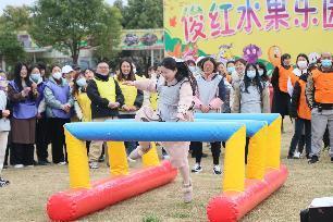 “赴一场春天的约会”——燕子矶幼儿园教职工工会活动555_html_67fde697.jpg