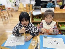 2023.3.24【生活燕幼·教研组动态】燕幼中心园：探索大奥秘 畅玩科学区---科学教研组区域游戏开放_html_m314ceb0d.jpg
