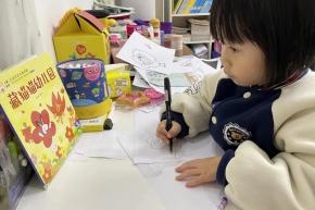 【生活燕幼·教研组动态】下庙分园：“共沐书香，阅享成长” ——语言组绘本表征记录本分享_html_m40202726.jpg