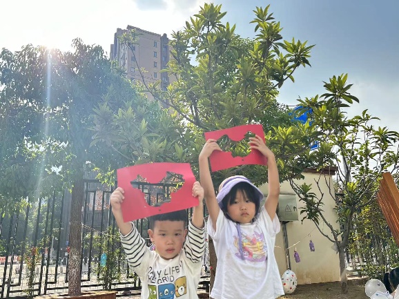 20241002  【生活燕幼&middot;园区动态】“稚趣迎国庆，童心向祖国”——国庆节系列活动_html_37546564.jpg