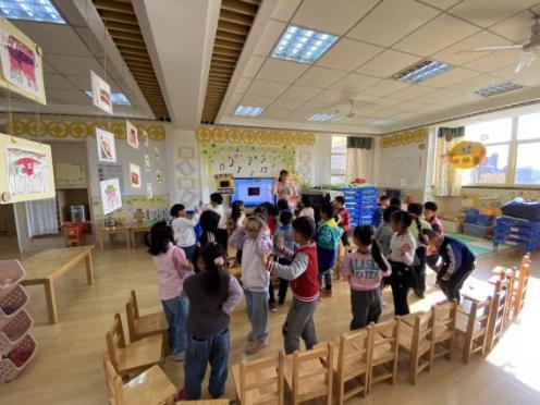 园区动111_html_1712494a.jpg