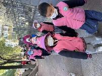 2023.3.14【生活燕幼·年级组动态】燕幼中心园：“走进派出所、警幼零距离”---中班年级组社区活动_html_m1b28b60d.jpg