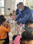 【生活燕幼·园区动态】燕幼中心园：“春风十里不如你，铿锵玫瑰绽芬芳”——三八妇女节活动_html_m2ed99649.jpg