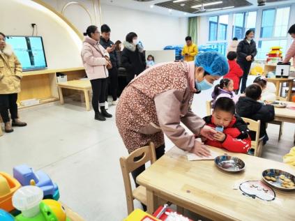 20231201 【生活燕幼·园区动态】燕鸣苑分园：冬日有约 伴“幼”成长——家长半日开放活动_html_m434707a6.jpg