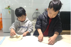 20231115【生活燕幼&middot;园区动态】小小时光，岁岁成长——十一月“小桃子”生日会_html_m23d92e4e.png