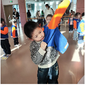 20231124【生活燕幼·园区动态】生活小能手，自理我最行——小班生活自理能力比赛_html_m708c87f7.png