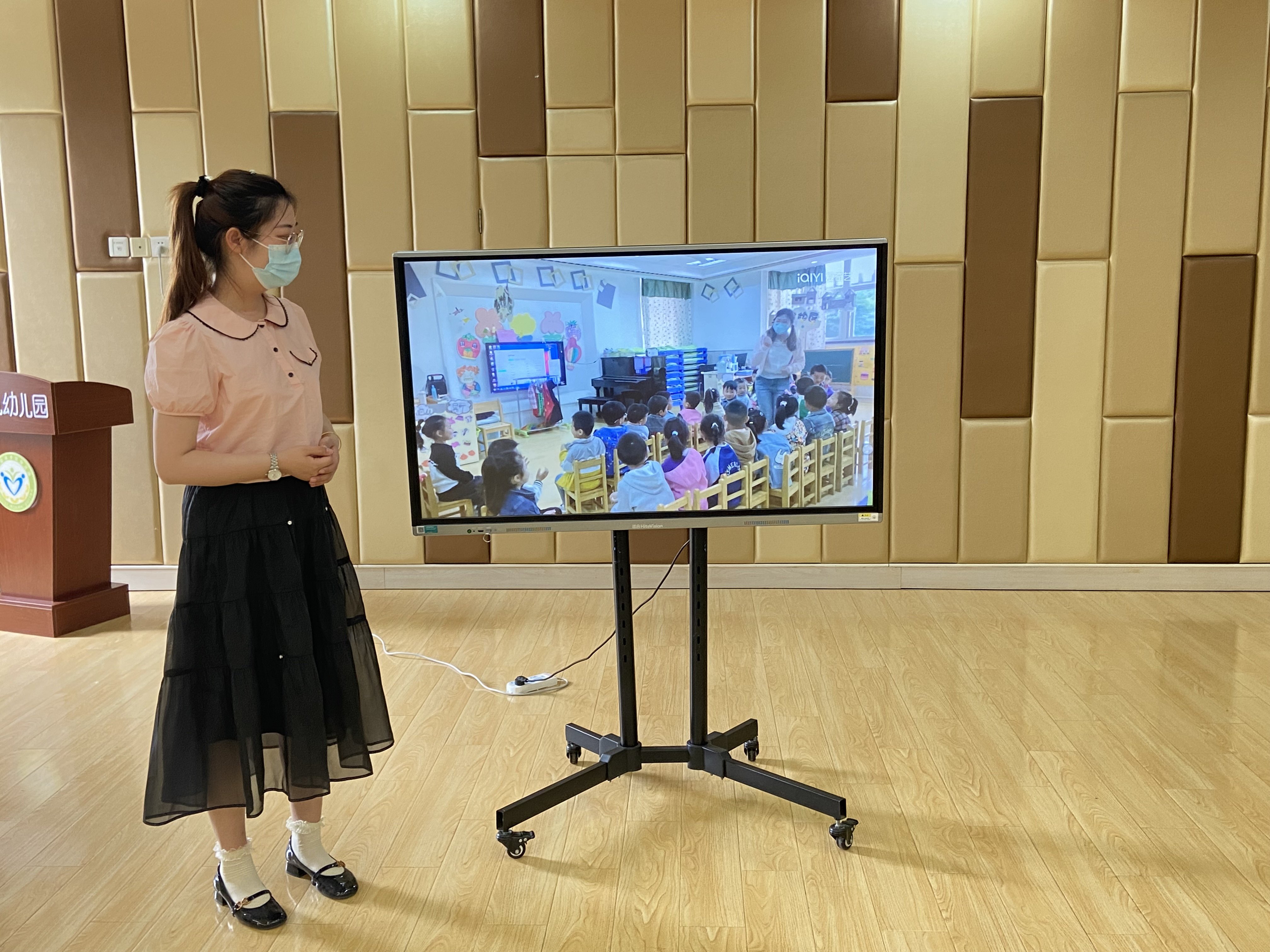 20230518 【生活燕幼·教研组动态】下庙分园：“律动游戏在过渡环节中的运用”——音乐组教研活动_html_5ed8b7a8.jpg