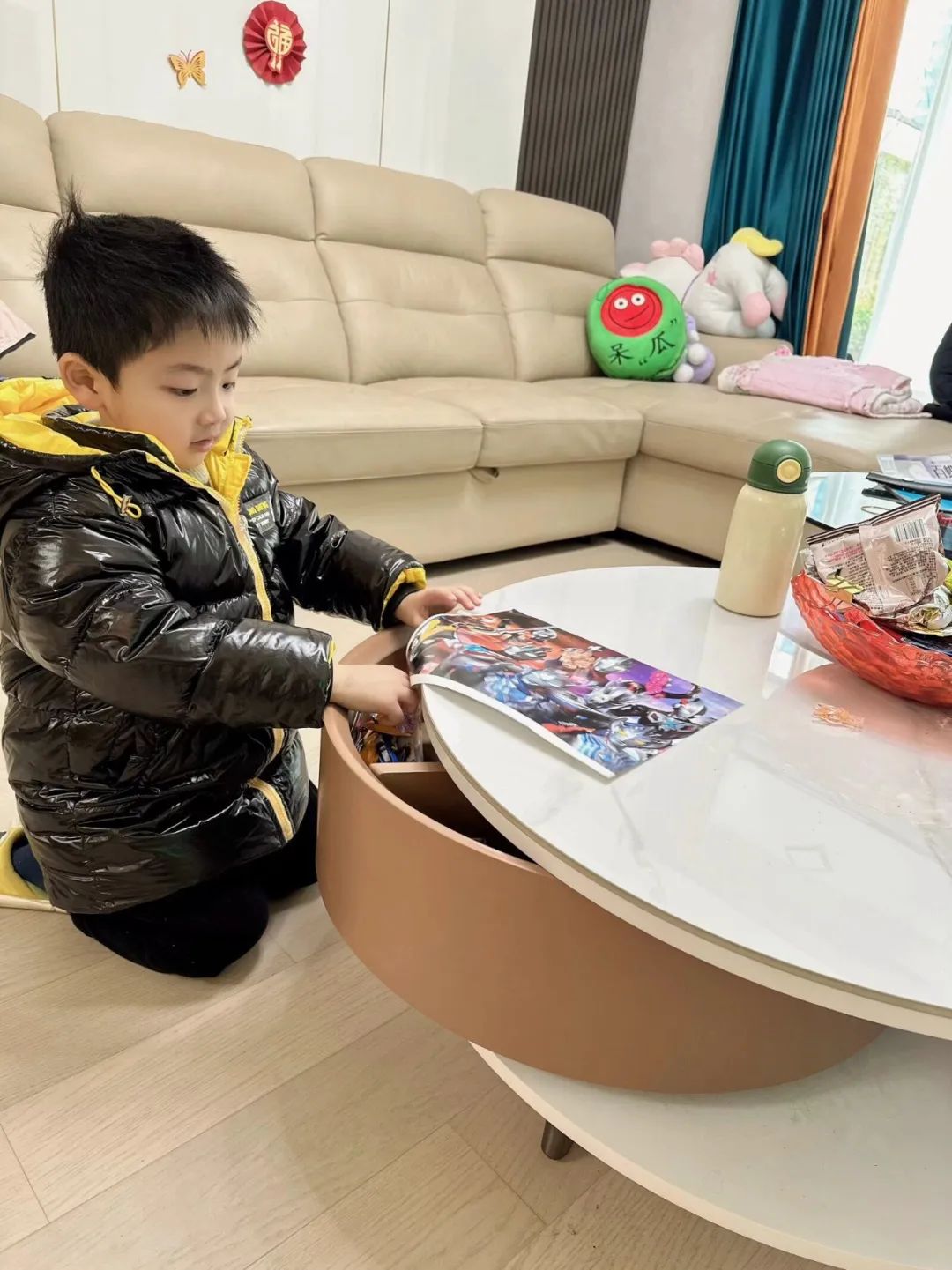 20240218【生活燕幼·园区动态】“新年齐动手，劳动乐无穷”——幼儿寒假日常生活劳动实践活动_html_6dd77310.jpg