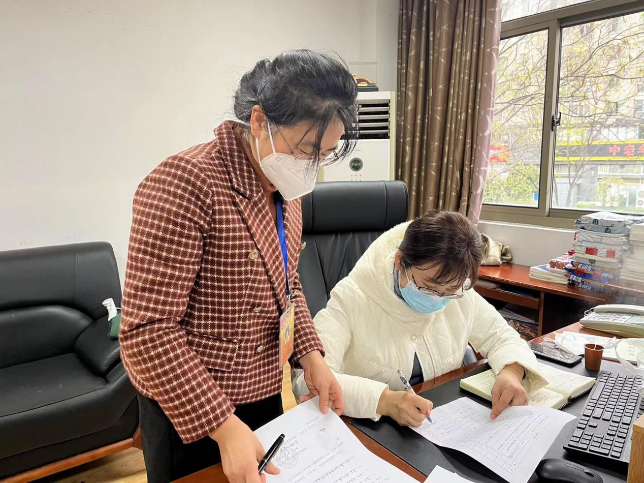 【养正颐小】落实督导检查，提升《读本》实效_html_3663a845.jpg
