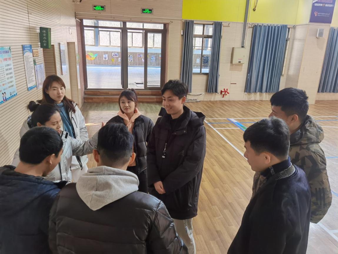 【养正颐小·教学】体育课堂展风采 教研活动共成长_html_m3082ed62.jpg