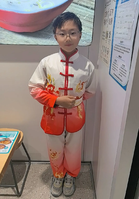 2025.5.15【养正颐小·教学】探秘数学之美，共赴思维盛宴_html_42b04cec.png