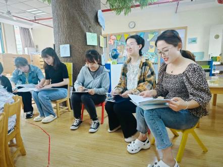 绘本润心田，教研促成长—仙实幼语言教研组活动_html_m53be8f61.jpg