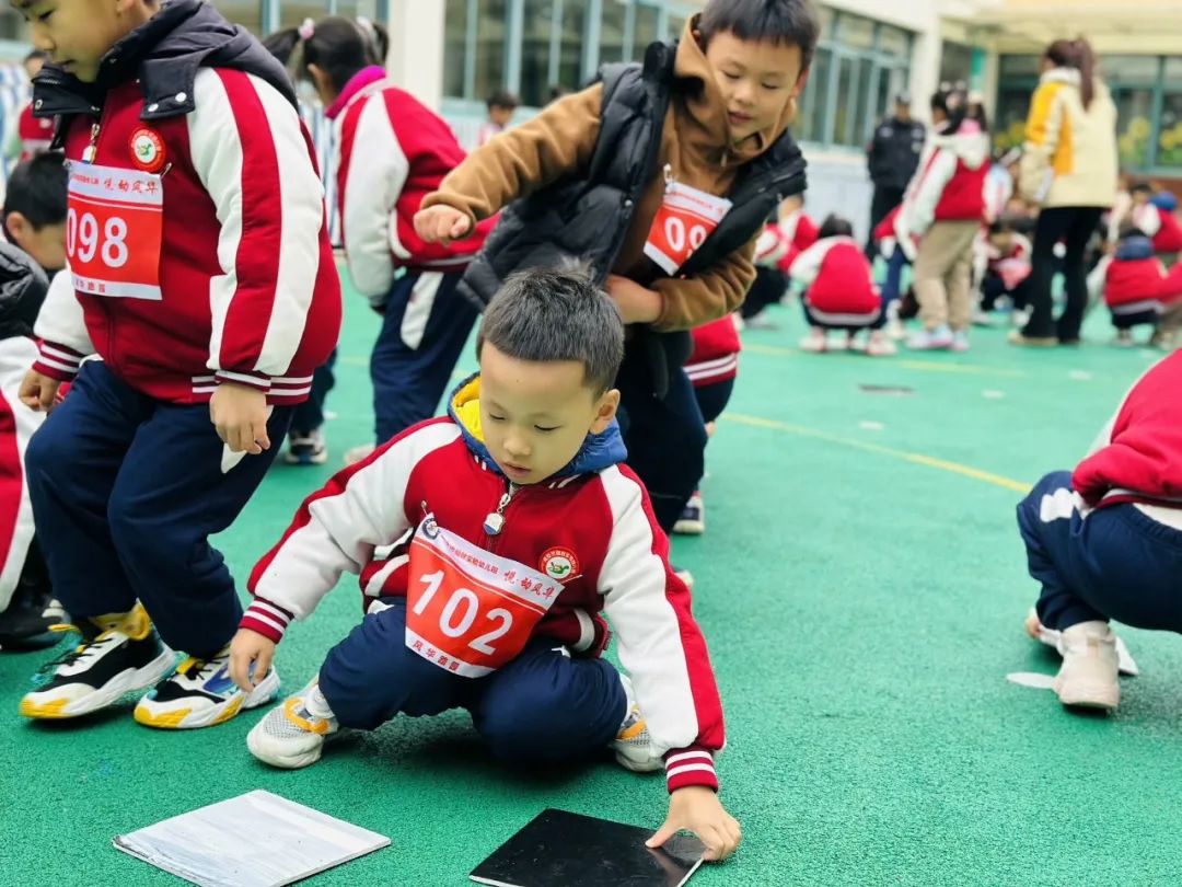 临时_html_311baf08.jpg