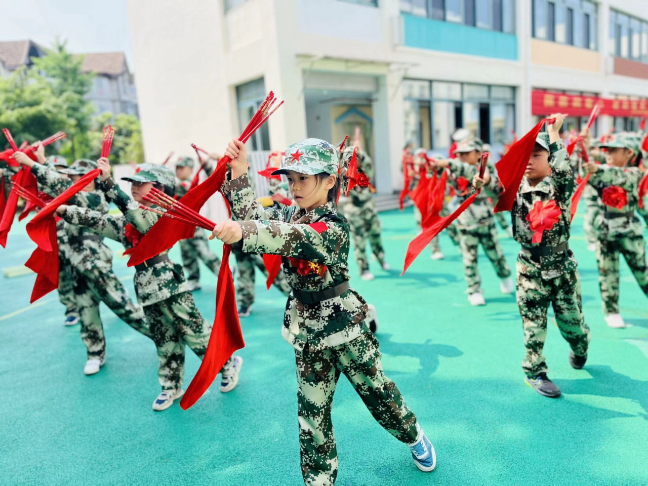 临时_html_4522ece5.jpg