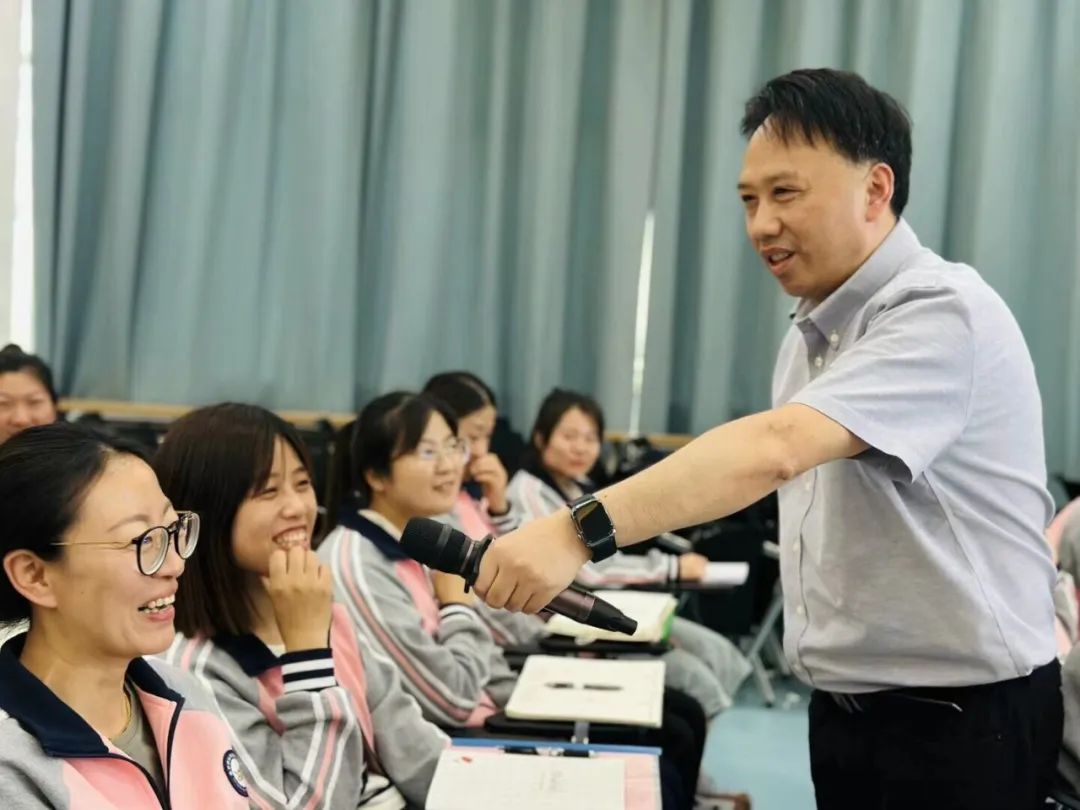 临时_html_2f5f5094.jpg