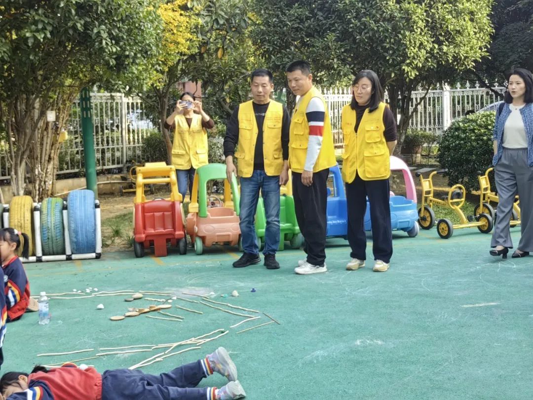 临时_html_4e9783f3.jpg