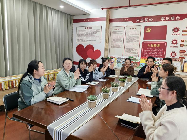 临时_html_3a964f30.png