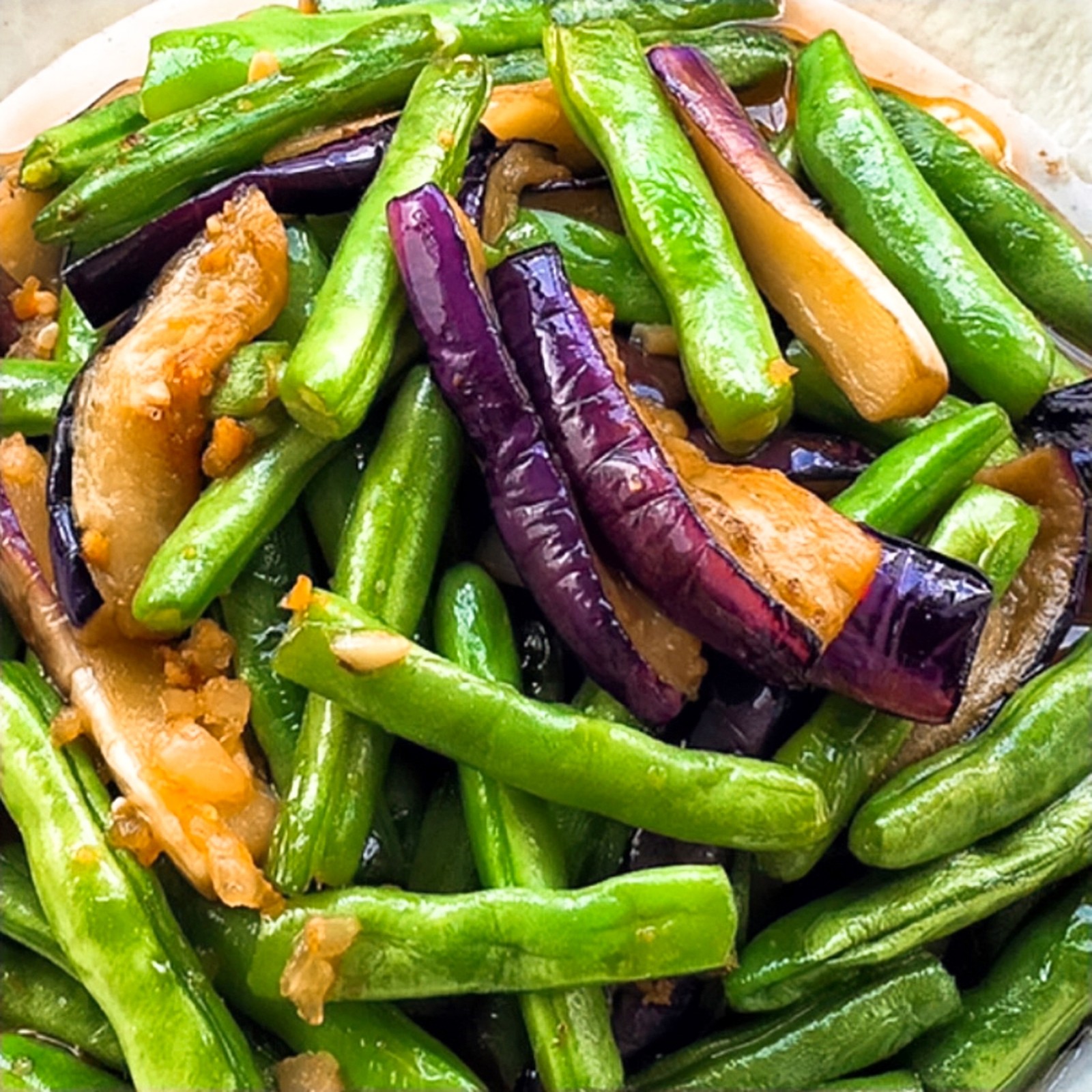 蒜香豇豆焖茄子.JPG