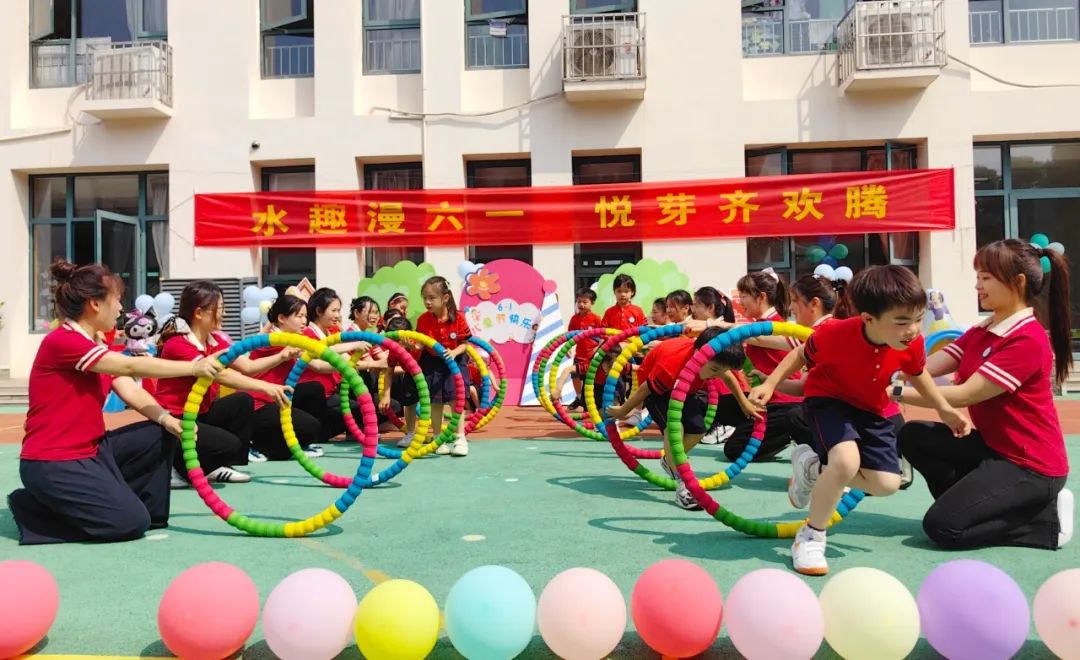 临时_html_7e299b92.jpg