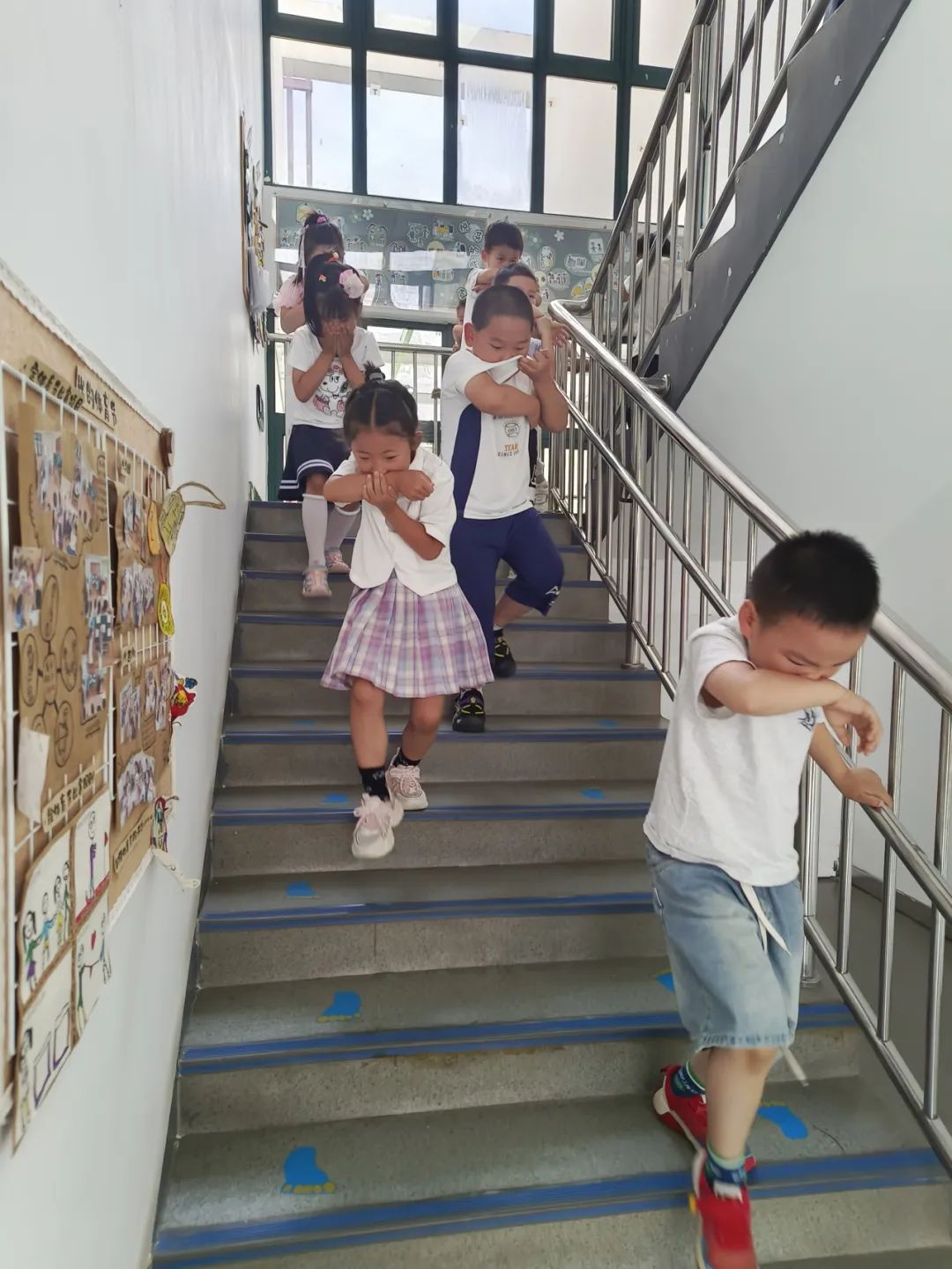 临时_html_m13c495c1.jpg