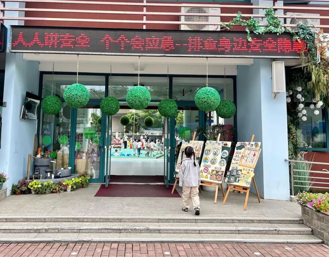 临时_html_2a1cbaa7.jpg