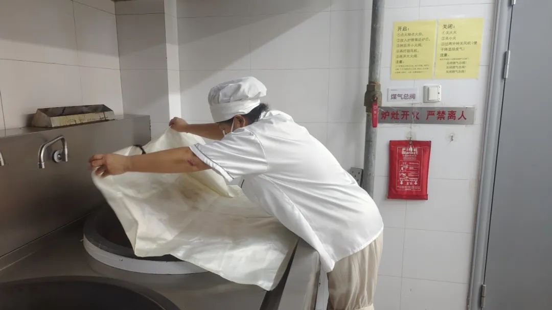 临时_html_5902ca0.jpg