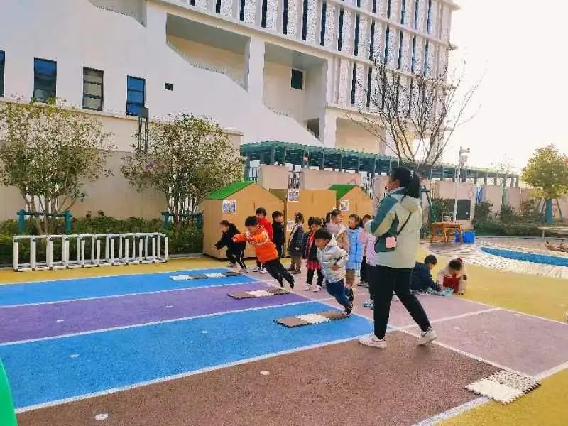 临时_html_33be1430.jpg