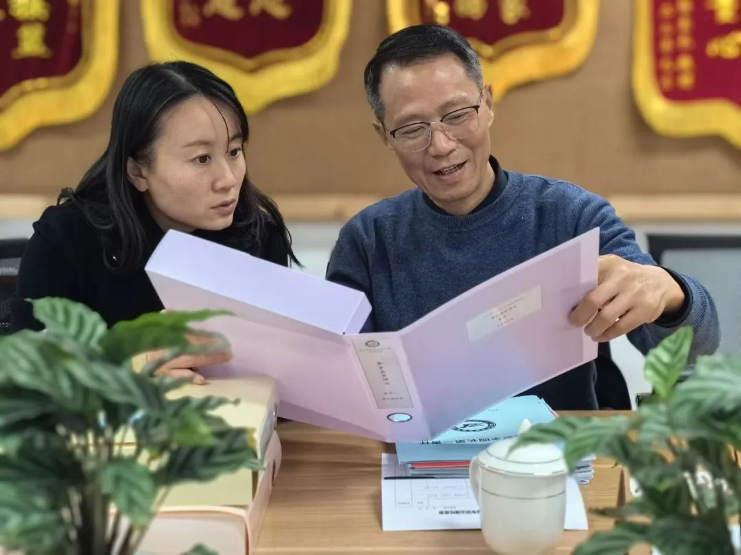 临时_html_17c9c504.jpg