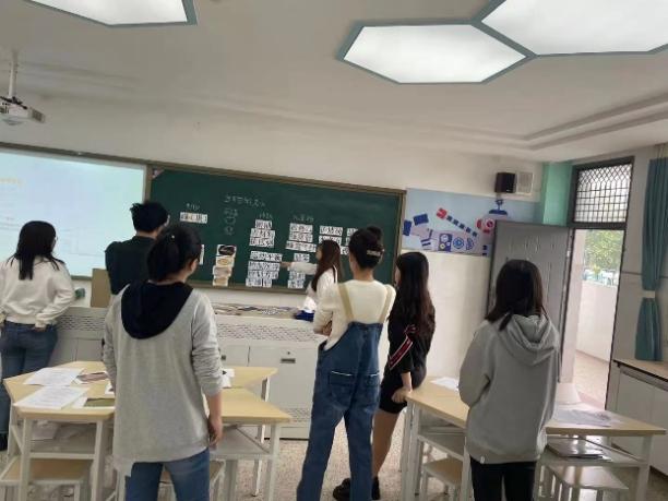 5.12迈皋桥教研组活动_html_m7e045081.jpg