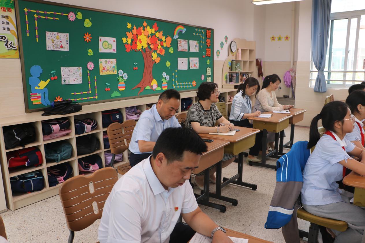 德法视导市区插图版(1)(1)(1)_html_49f36e05.jpg