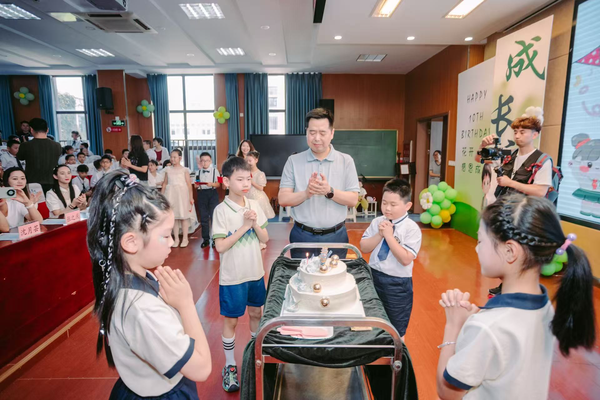 图片22.jpg 图片22.jpg