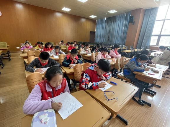 诗歌竞赛新闻稿 - 副本_html_m3820b89b.jpg