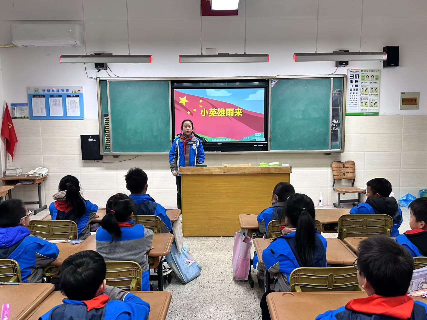 铭记英雄故事，传承英雄精神    三年级读书节新闻稿_html_m2c3eff3e.jpg