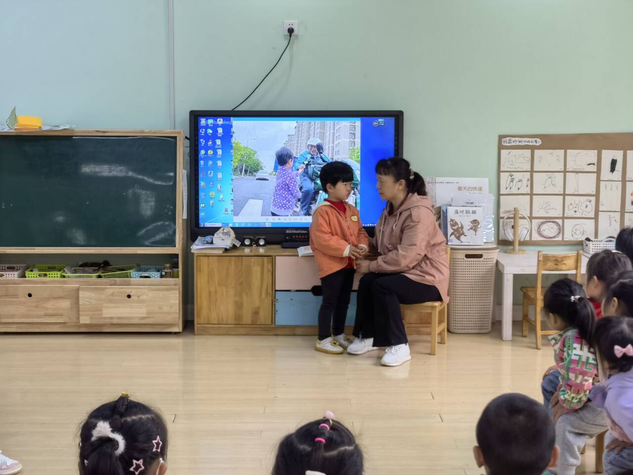 【乐活龙幼·乐享童年】劳动润童心·美德践于行 --龙潭幼儿园靖安分园劳动节报道
