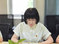 //a0.static.qxteacher.com/cloud/mnBokKrkSRppjrioi/468982fa1d.jpg