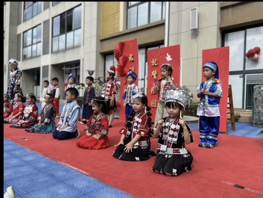【乐活龙幼•乐享童年】龙娃共贺 礼赞祖国 ——龙潭幼儿园龙岸分园国庆活动