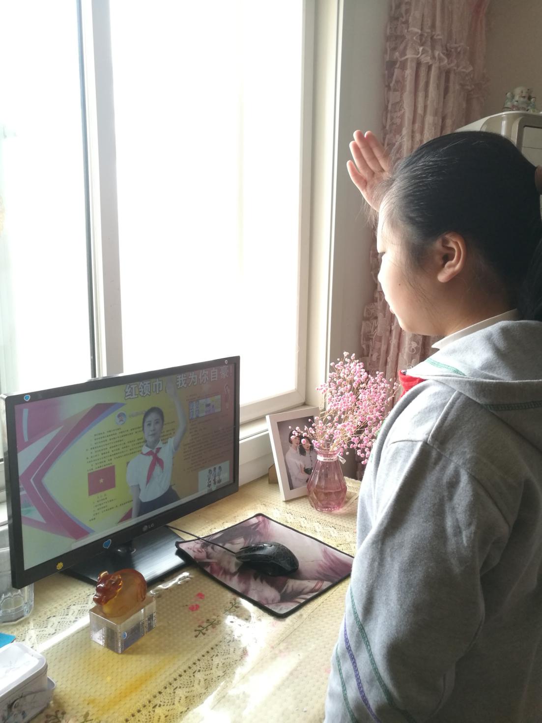 队会课报道_html_1acd3117.jpg