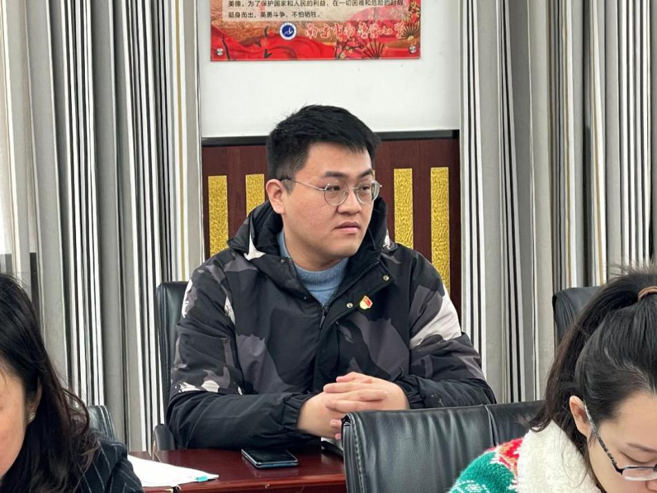 20210317南湾营小学党支部冬训学习会议（七）报道_html_6be5ab1a.jpg