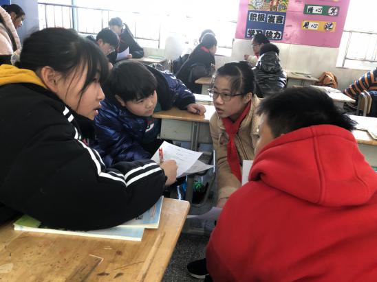 20210304六年级循环听课报道_html_3f34aa25.jpg