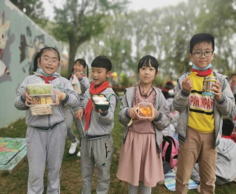 20210416游玄武湖新闻报道_html_mc2cff1.jpg