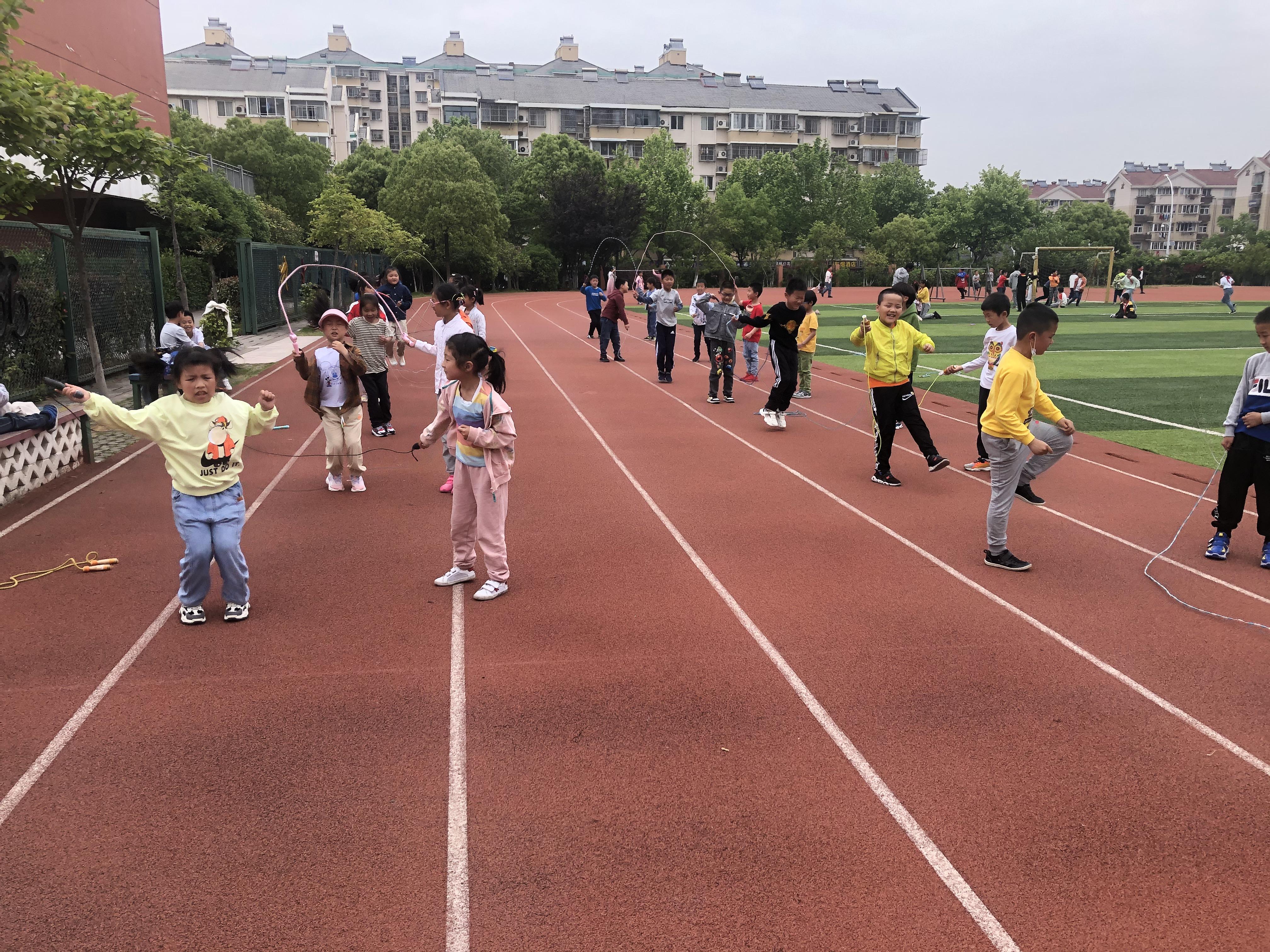 20210508体育组校本研修报道_html_7bdf2595.jpg