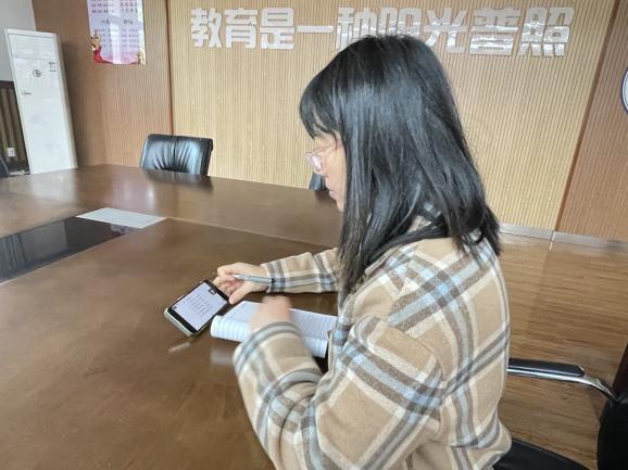 20221115班主任培训报道_html_15410743.jpg