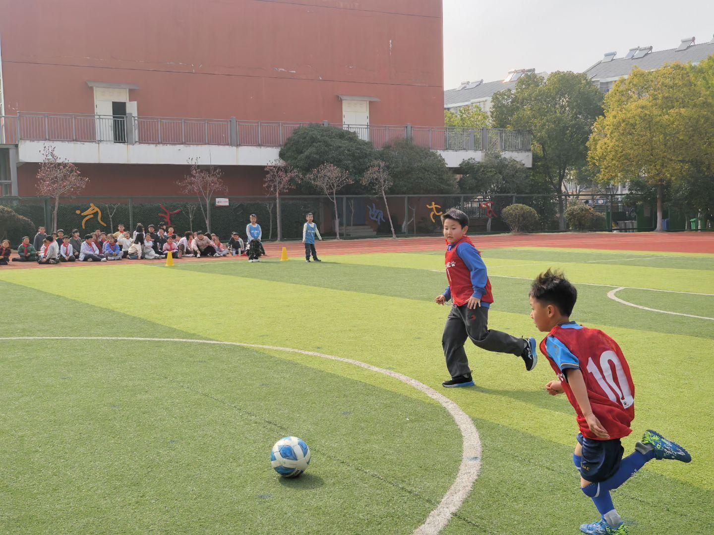 20250320南湾营小学第九届班级足球联赛新闻稿_html_m3edc44f9.jpg
