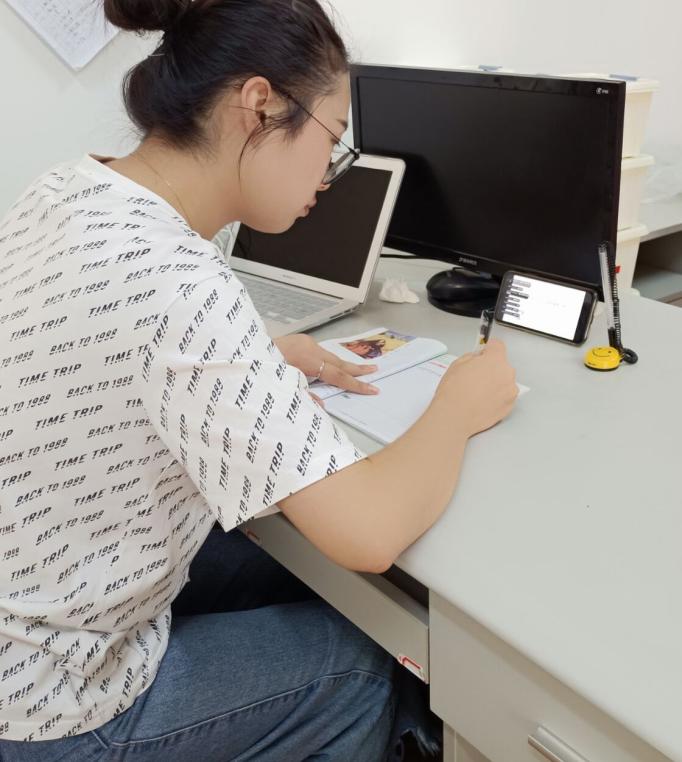 第十一讲新闻稿_html_m450494da.jpg