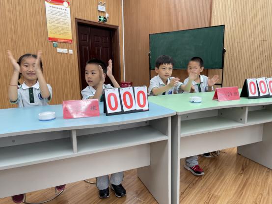 20210528共读一本书活动_html_m4d21d679.jpg