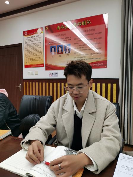 20221129语文组校本研修报道_html_641f2acc.jpg