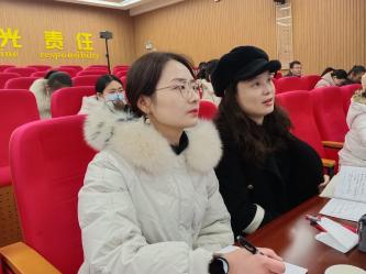20221207语文大组教研报道_html_m1b42c563.jpg