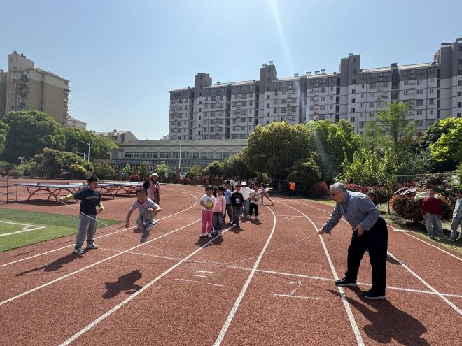 20250408督学报道_html_m5ee21f20.jpg